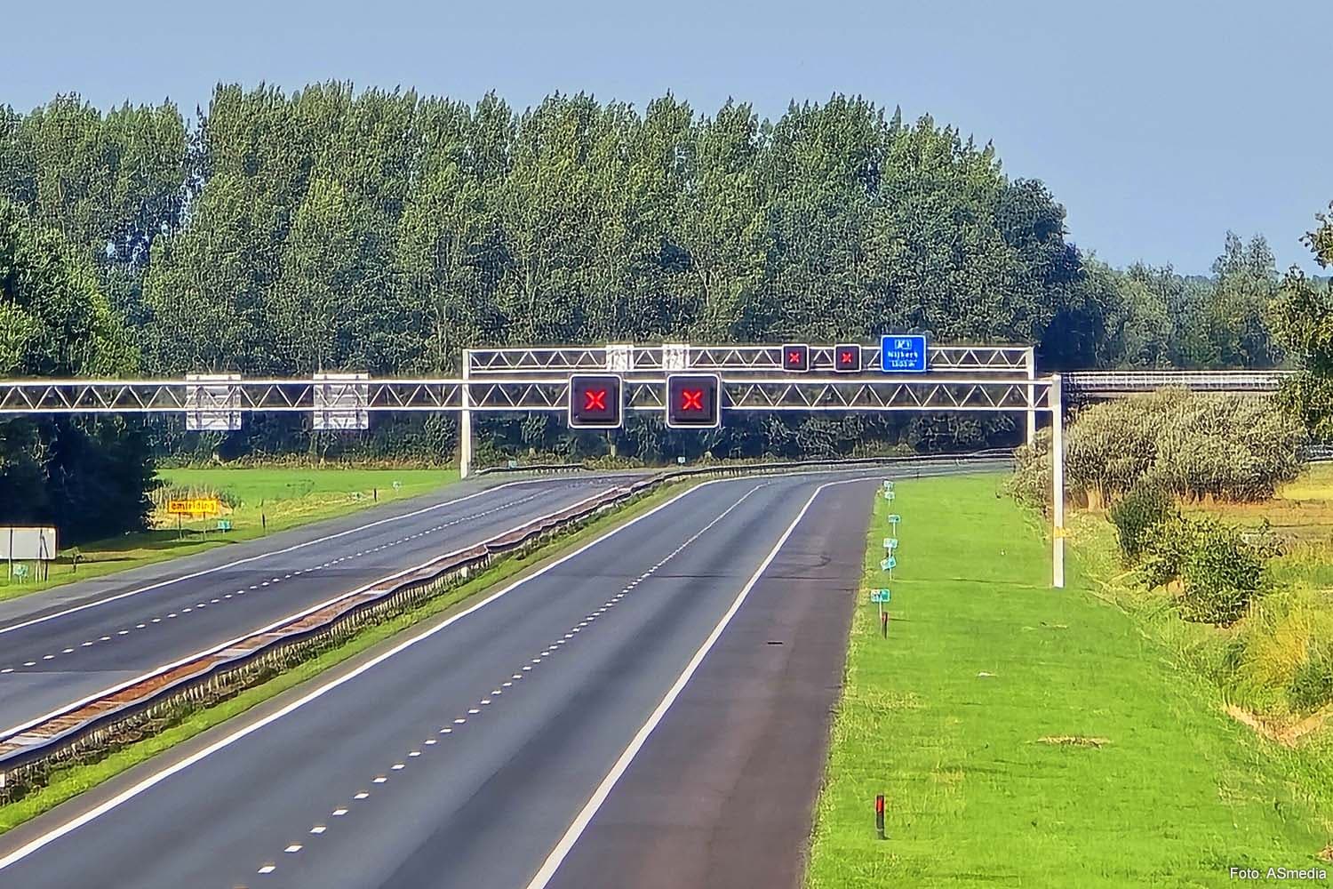 Nijkerkerbrug Closure Costs Dutch Transport Sector €1 Million Daily