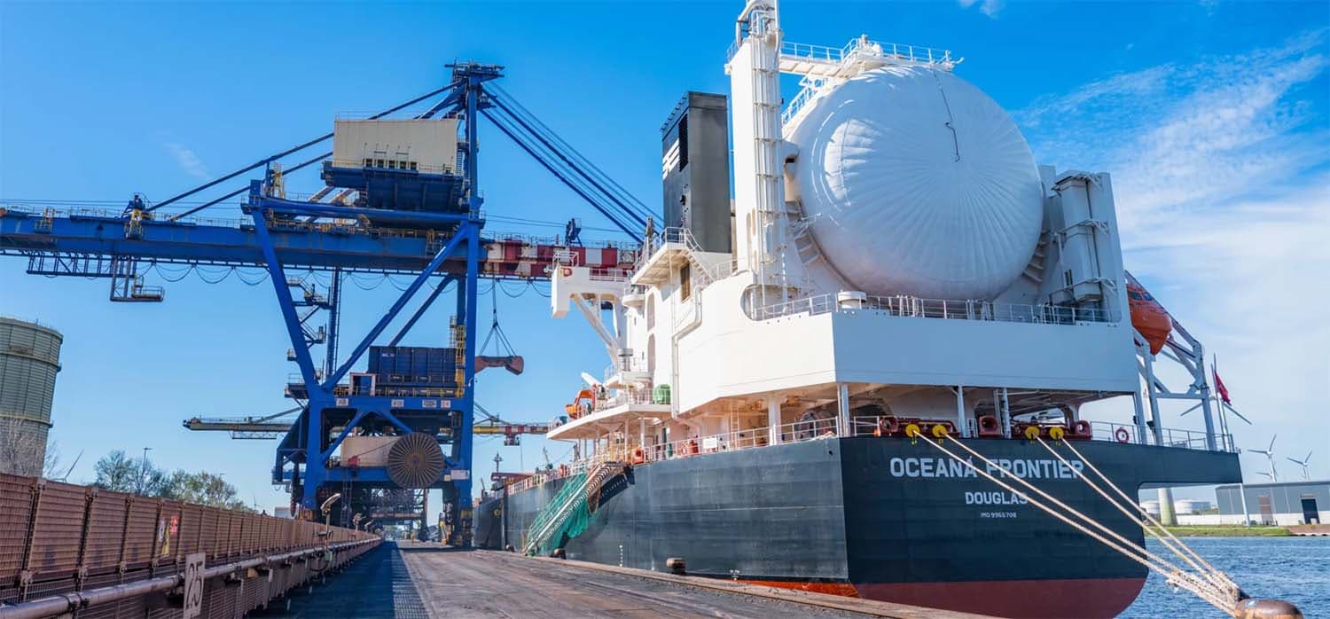 World's First LNG-Powered Bulker Docks at ArcelorMittal Ghent