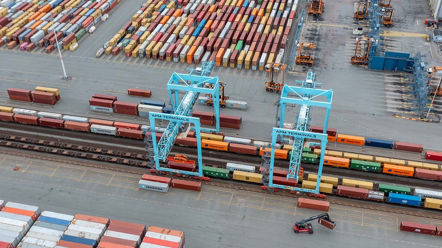 New Rail Service Connects Swedish Timber Producer to Port of Gothenburg