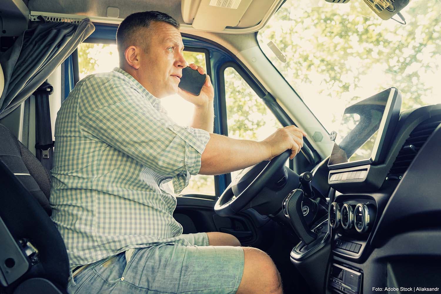 Optimizing Trucking Operations with Specialized Smartphones for Drivers