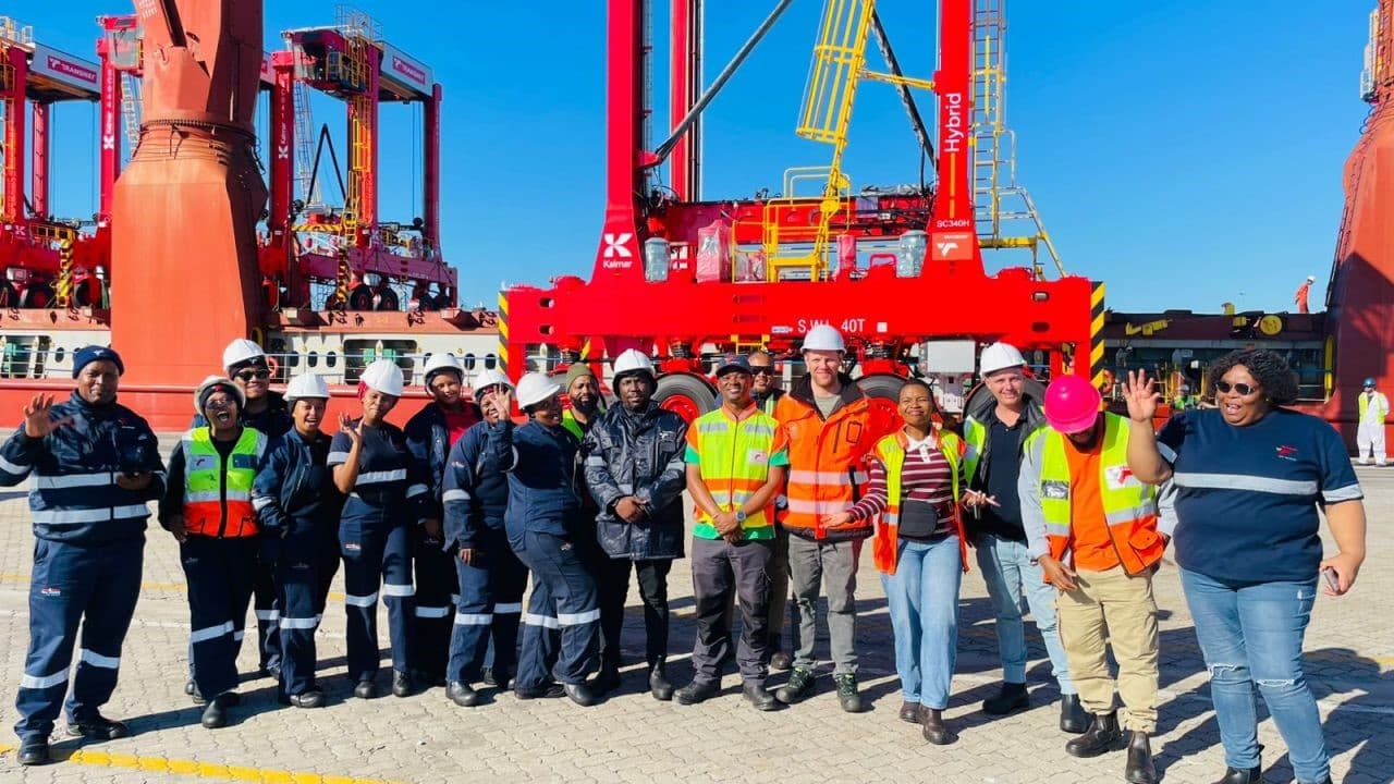 Port Elizabeth Container Terminal Receives New Kalmar Hybrid Straddle Carriers