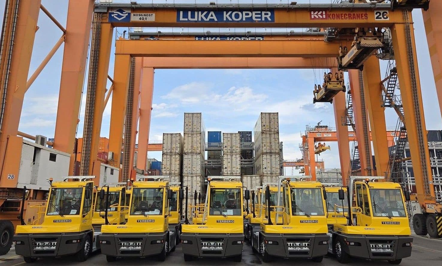 Port of Koper Expands Fleet with 17 New Terberg Terminal Tractors