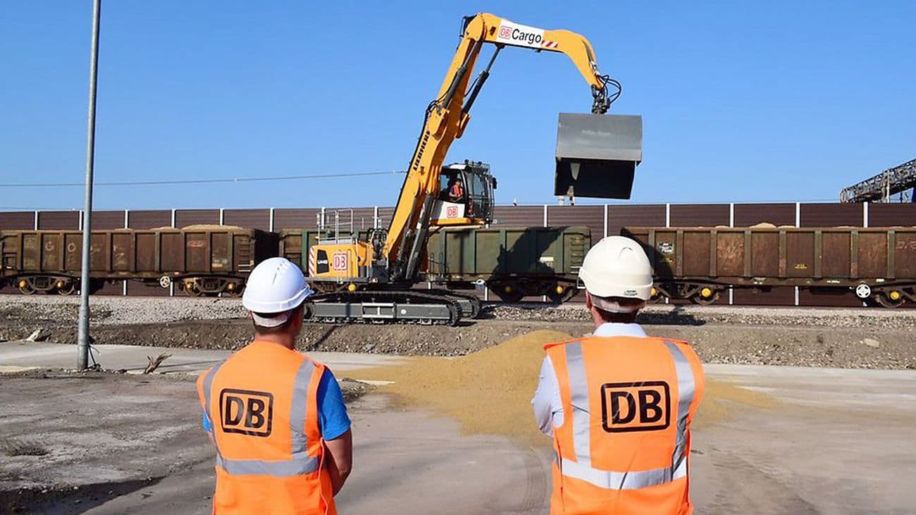 DB Cargo UK Partners for New Aggregates Handling Equipment