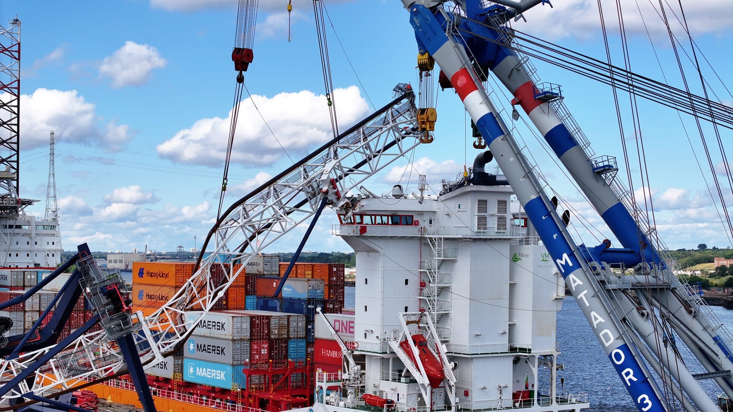 Collapsed Crane Boom Removed from Container Ship at Port of Tyne