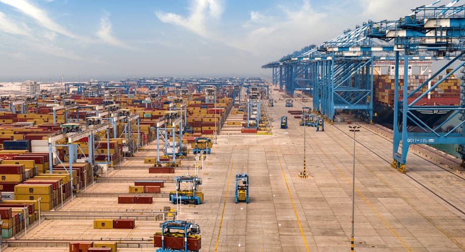 AD Ports Reports Significant Volume Drop in UAE Amid Hormuz Disruption