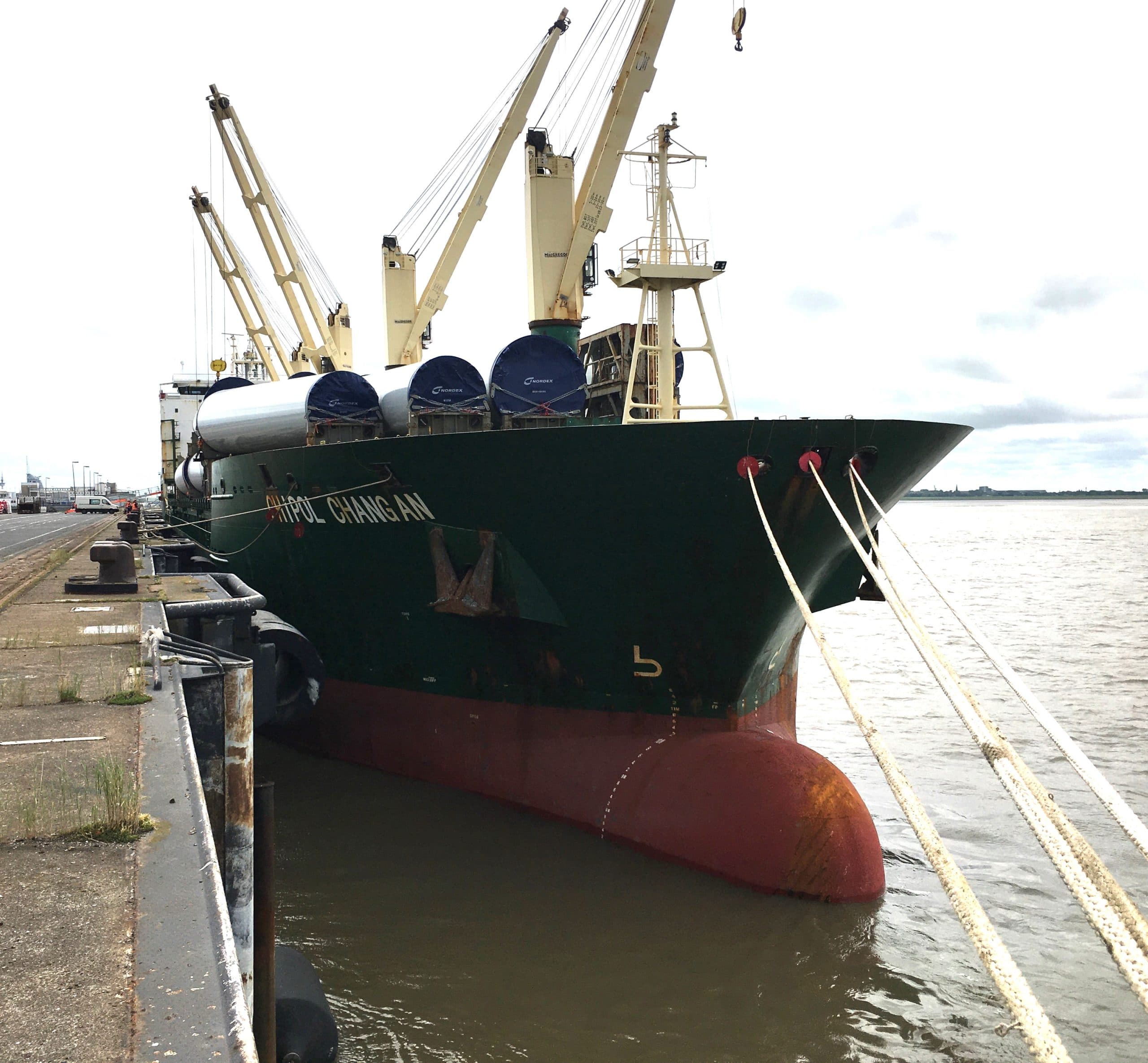 Strait of Hormuz Blockade Creates Project Cargo Backlog for Chipolbrok