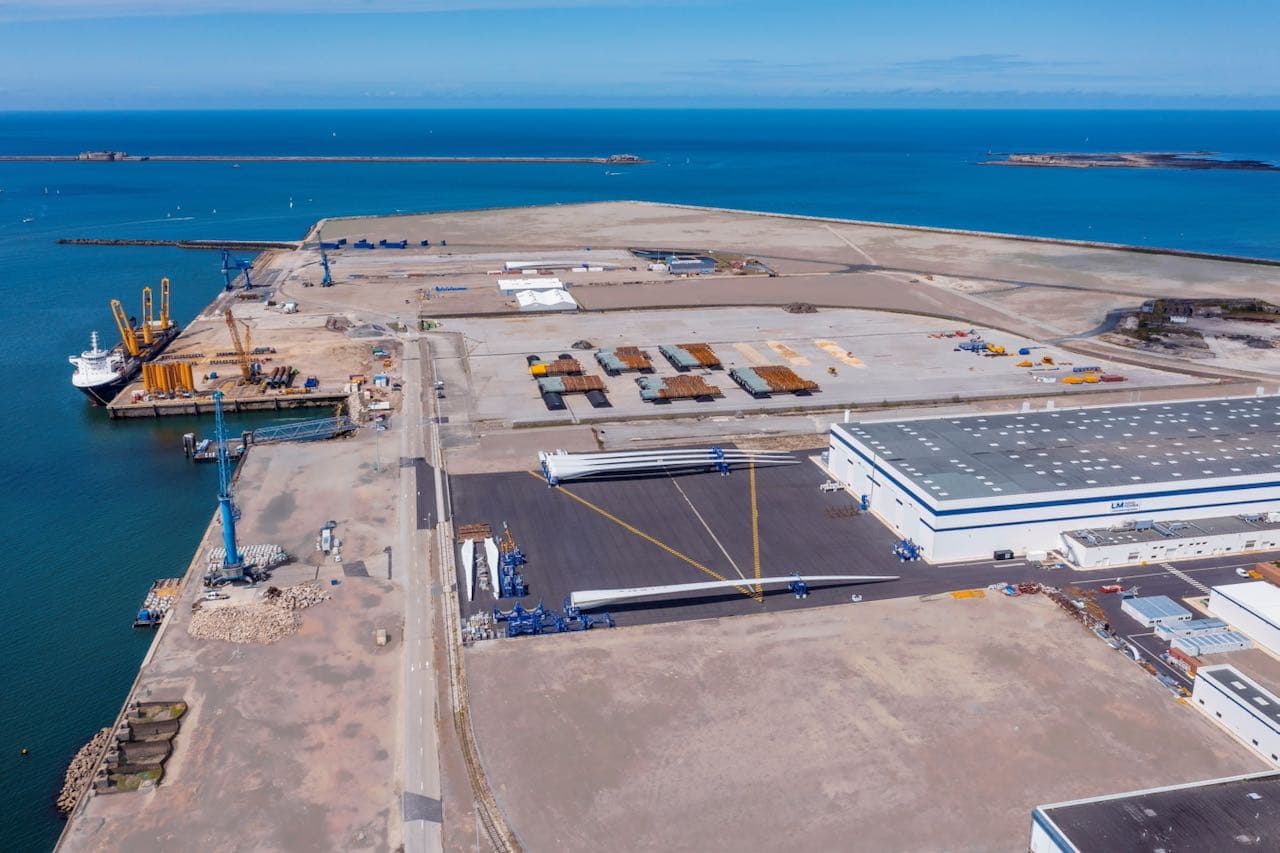 France Allocates €260M to Five Ports for Floating Offshore Wind Infrastructure