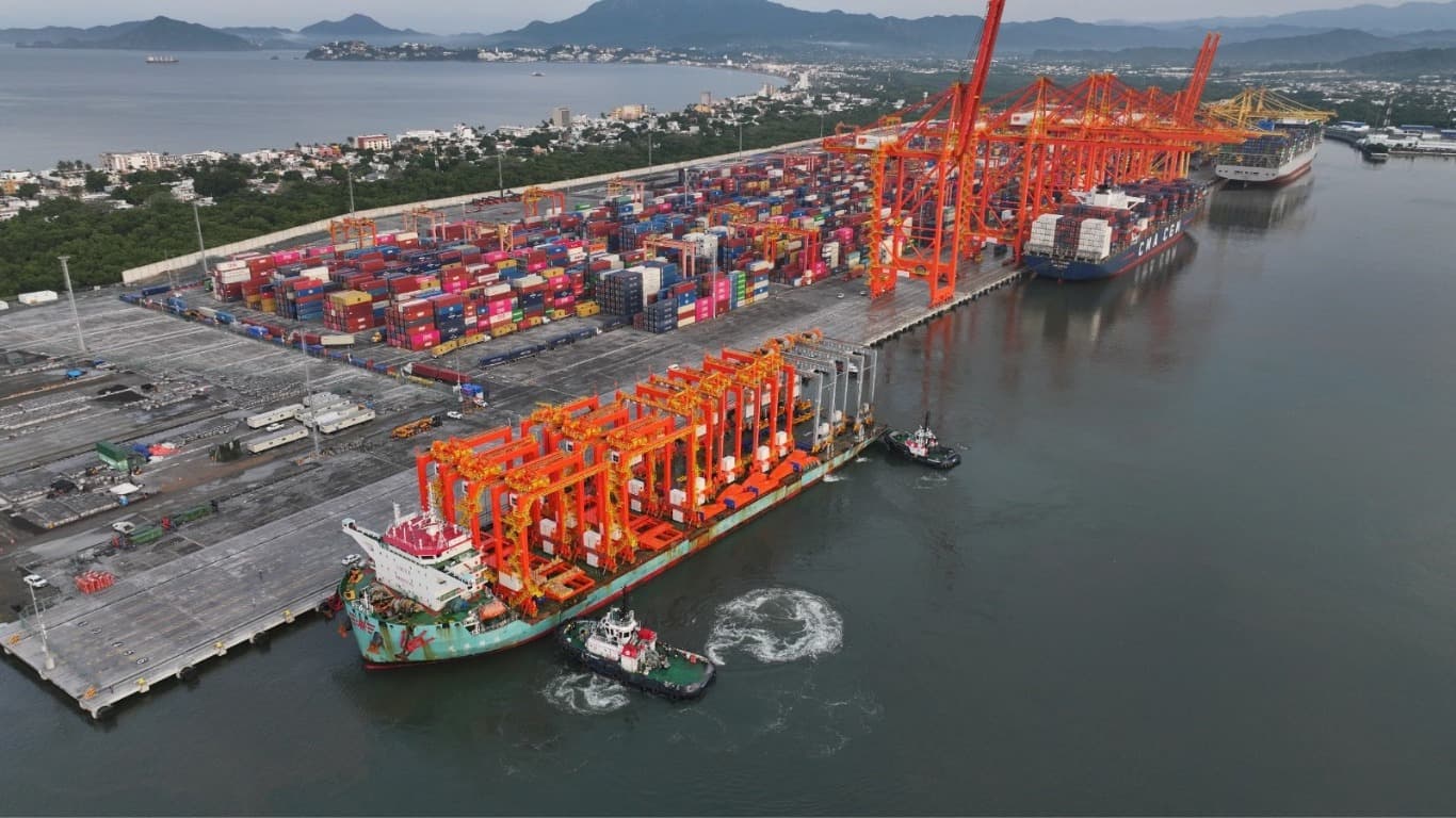 Contecon Manzanillo Expands Terminal Operations with Five New Hybrid RTGs