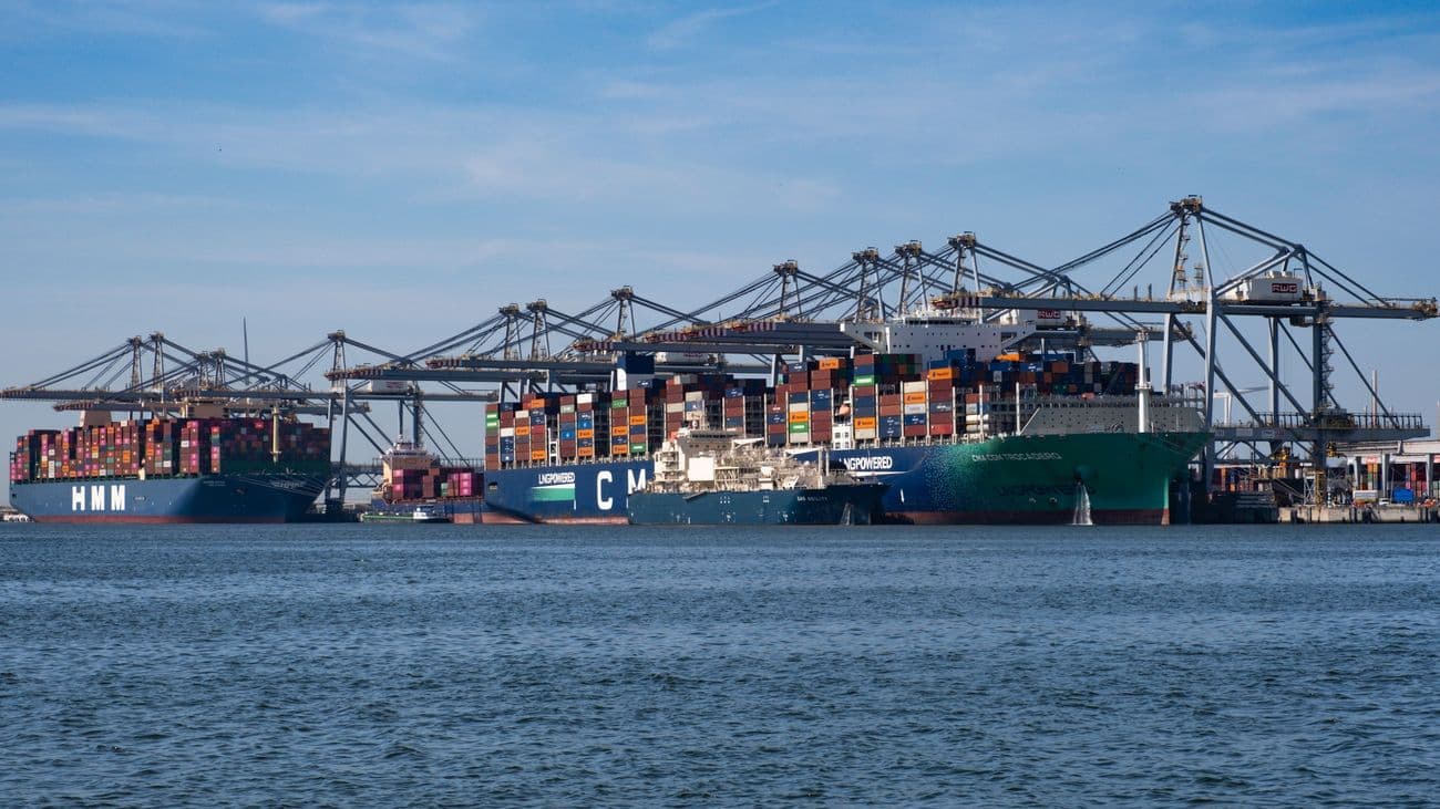 Gdansk and Wilhelmshaven Lead European Port Growth as Major Hubs See Decline