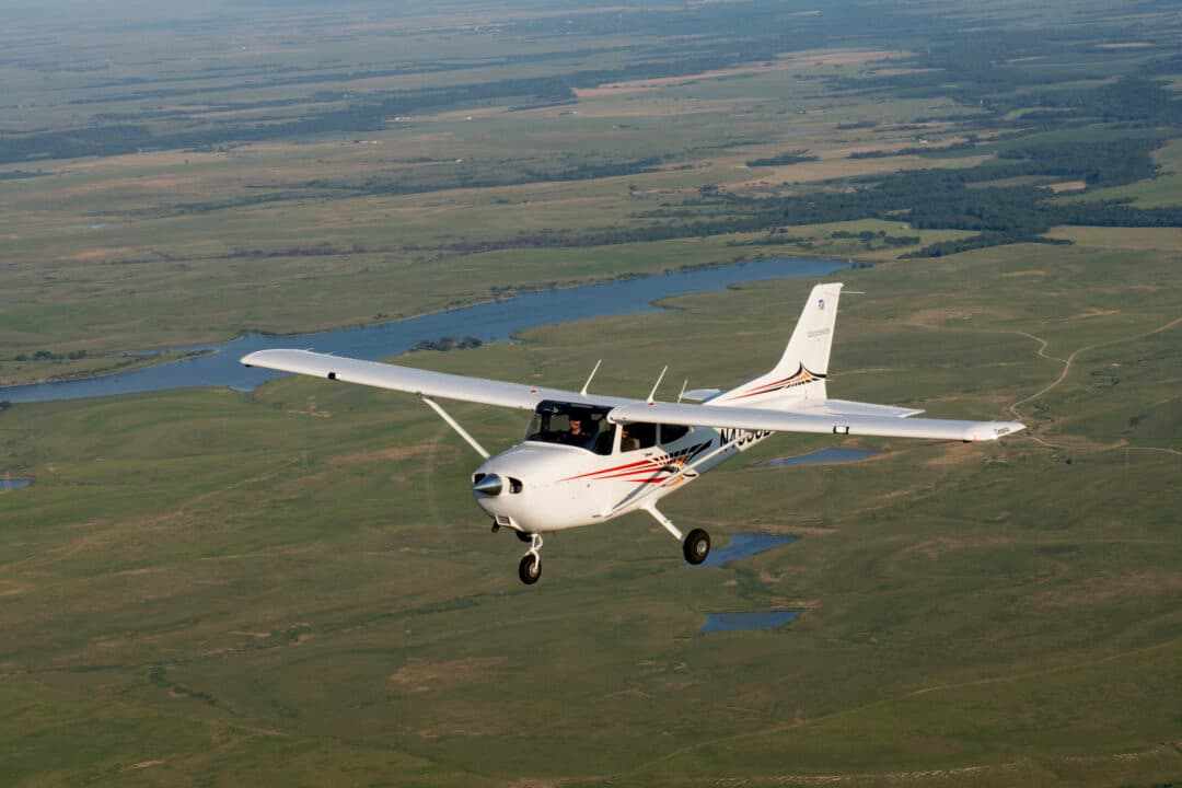 Textron Aviation Secures Order for Ten Cessna Skyhawks to Bolster Pilot Training