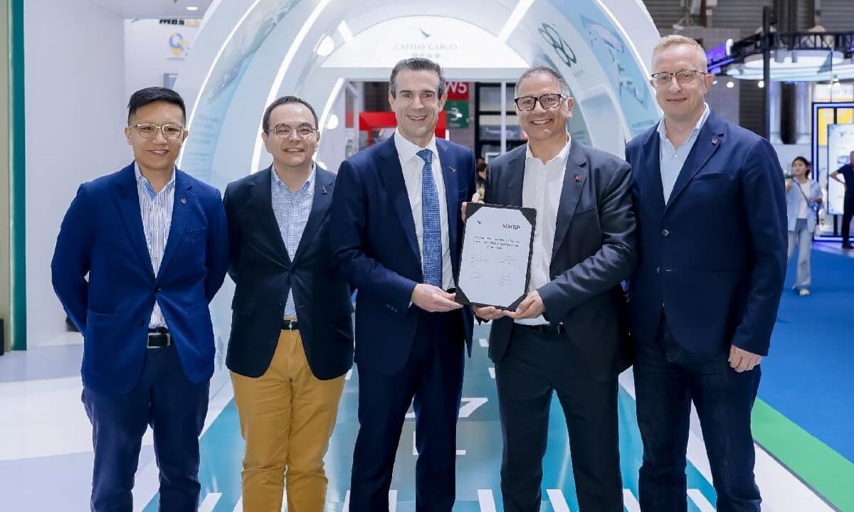 Cathay Cargo Adopts Unilode's Fire Containment Cover Leasing for Enhanced Safety