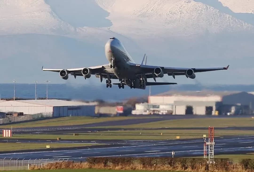 Technical Issue at Prestwick Air Traffic Control Center Causes Widespread Flight Delays