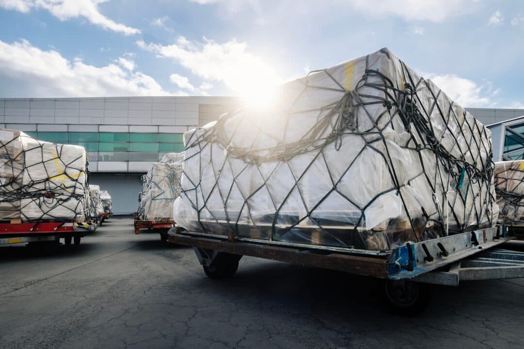 Global Air Freight Rates See Modest Weekly Increase Amidst Soaring Jet Fuel Costs