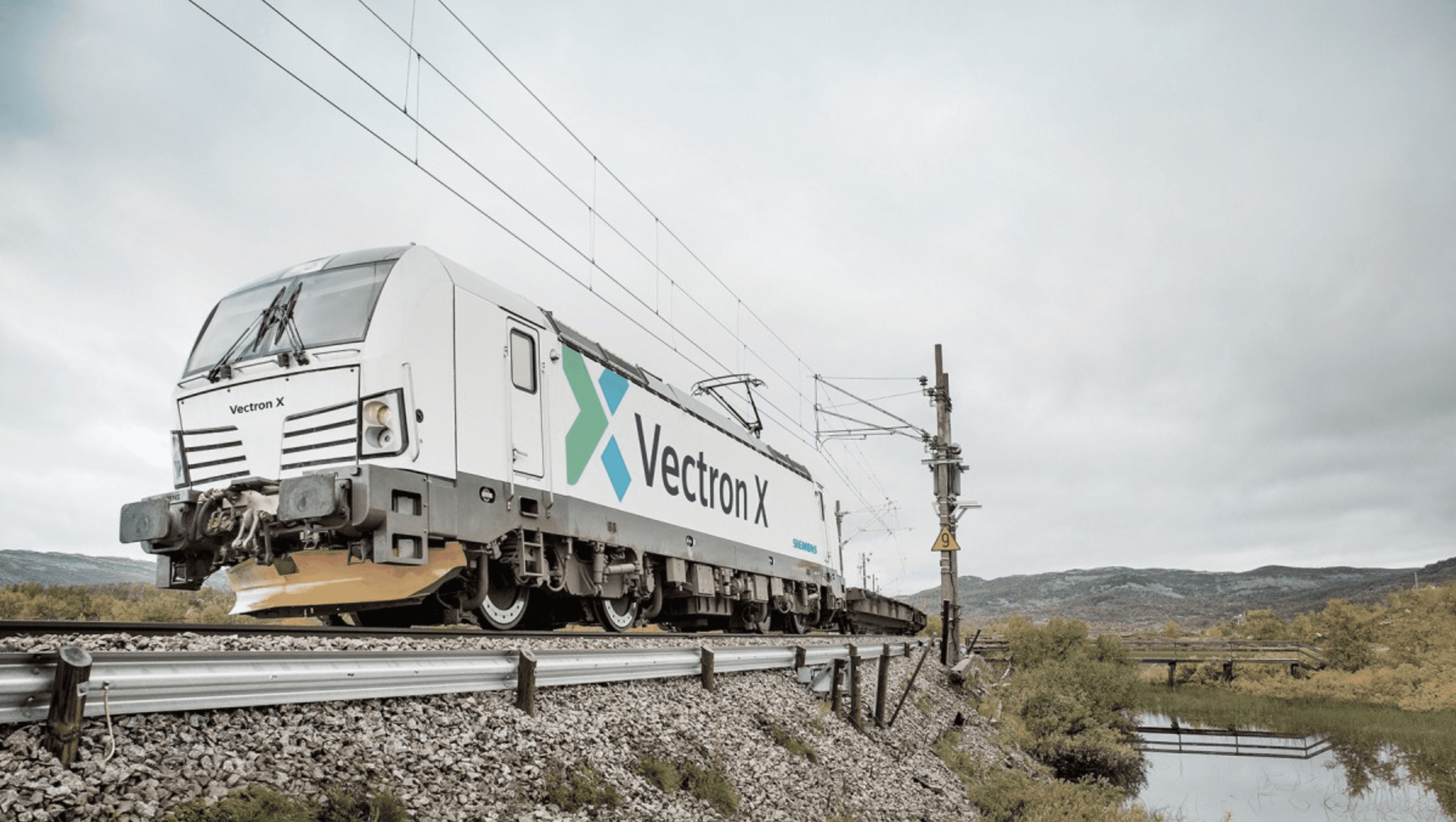 Siemens Mobility Unveils Vectron X Locomotive for Enhanced Rail Freight Efficiency