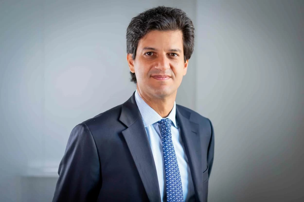d'Amico Dry Seeks Union Bulk Assets in Charter Dispute