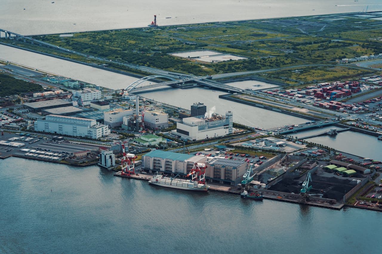 Japanese Major Ports See Flat May Volumes as Import Growth Balances Export Decline