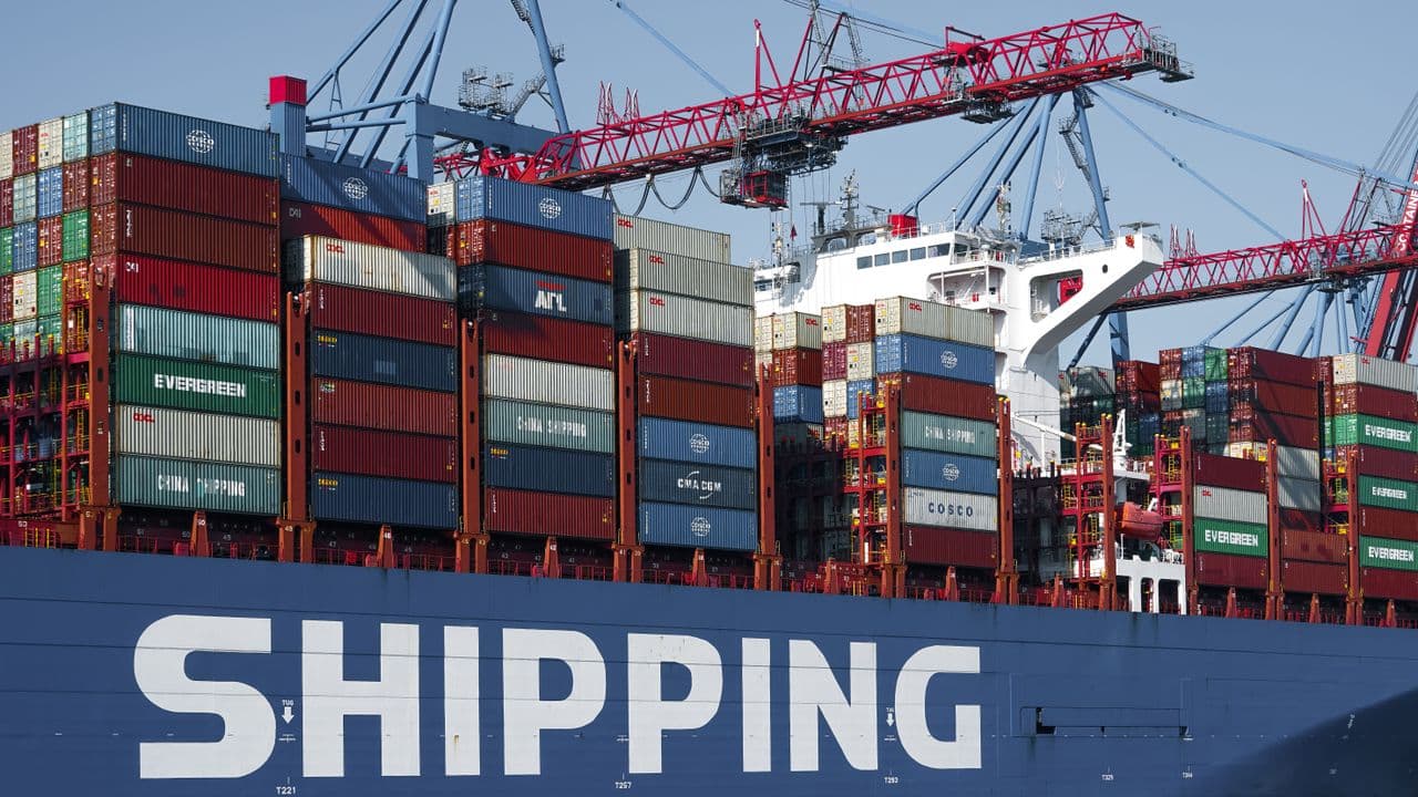 EU ETS Costs and Carrier Surcharges Diverge Amidst Routing Changes