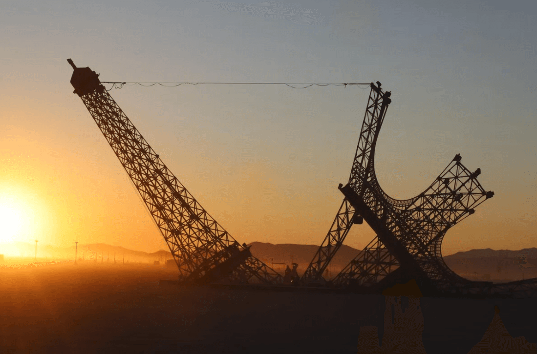 CEVA Logistics Transports 29-Ton Eiffel Tower Sculpture from France to Nevada