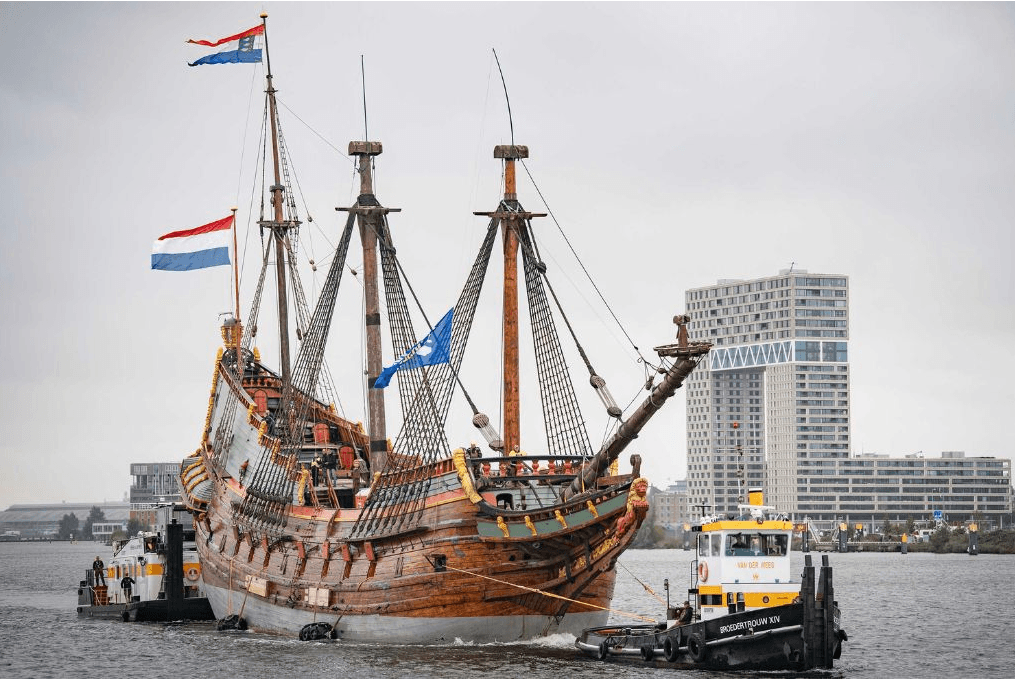 Historic Batavia Vessel Towed to Amsterdam for Final Ashore Move