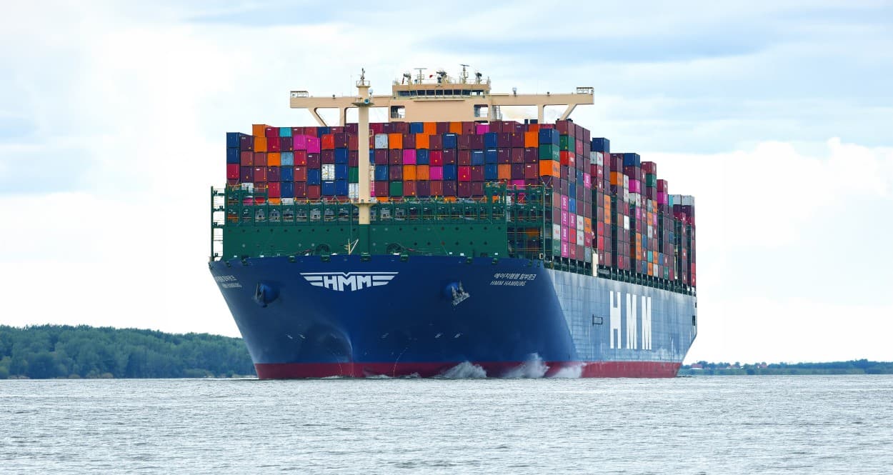 HMM Invests $1.62 Billion in 12 New Container Ships to Boost Fleet Capacity