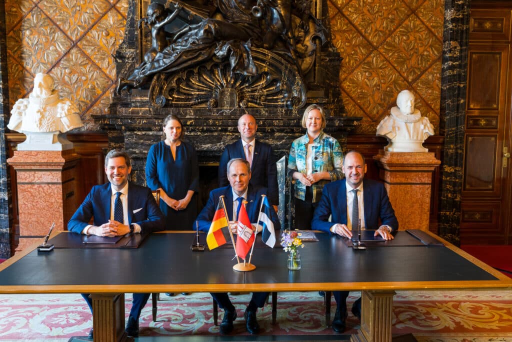 Hamburg and Tallinn Ports Enhance Baltic Sea Cooperation on Digitalization and Sustainability