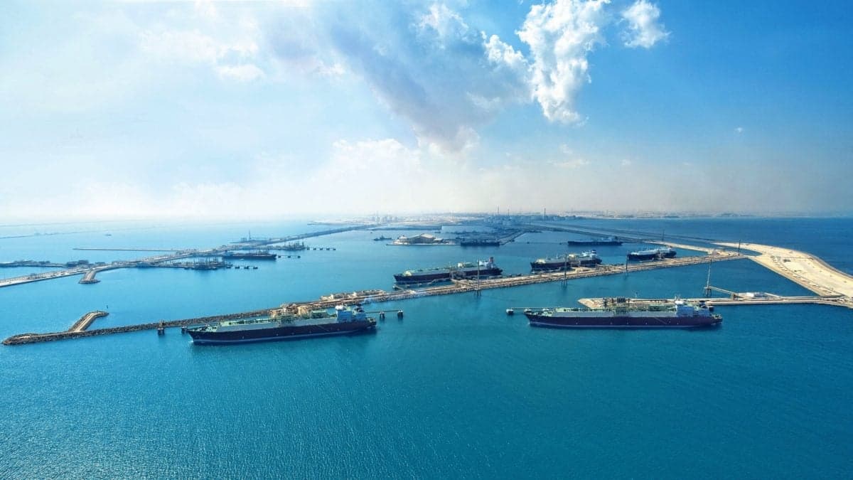 Iran-Linked Tankers Increase Dark Activity Amidst Geopolitical Tensions