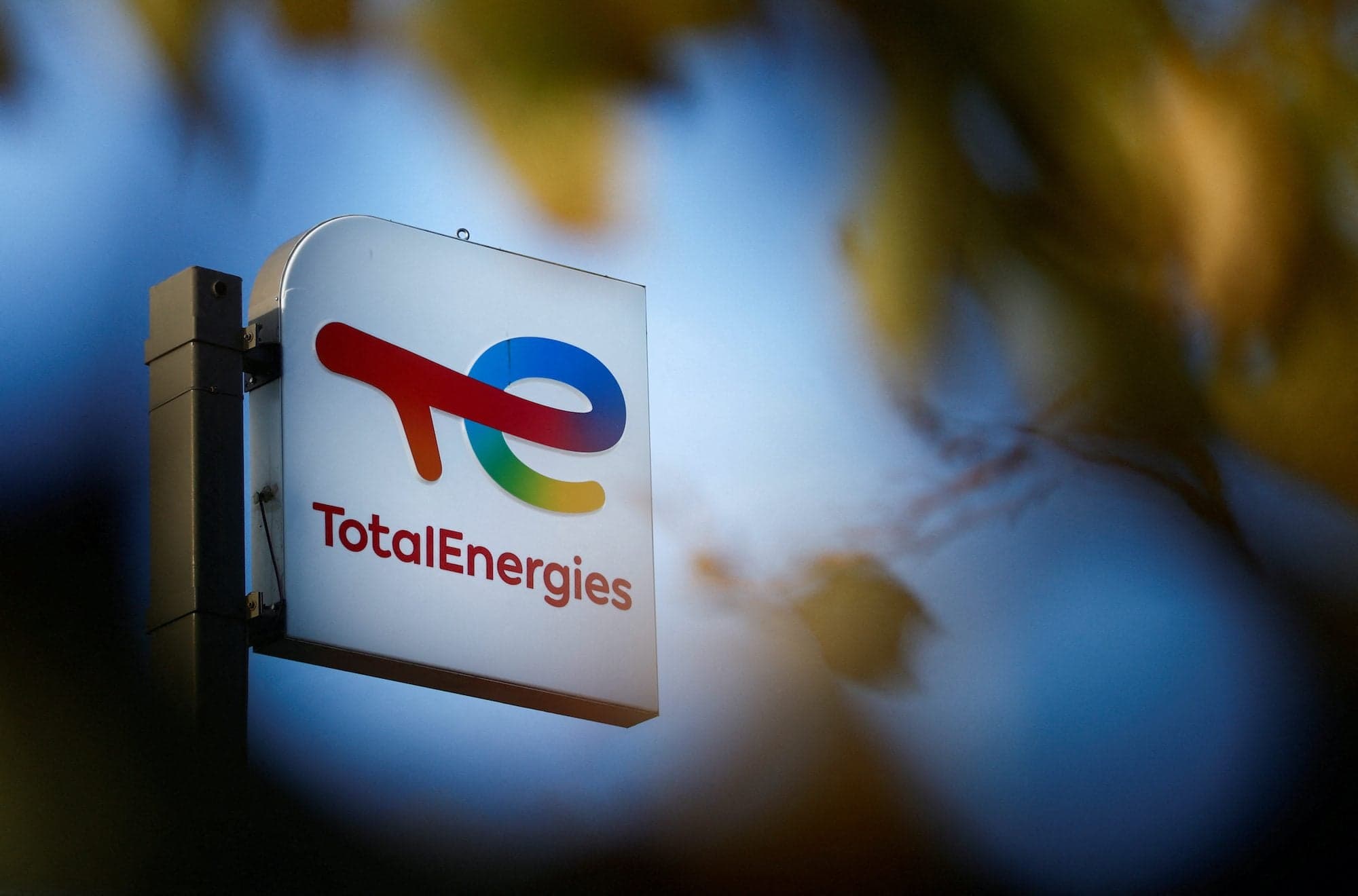 Putin Approves TotalEnergies' Exit from Arctic LNG 2 Amid Sanctions and Shipping Challenges