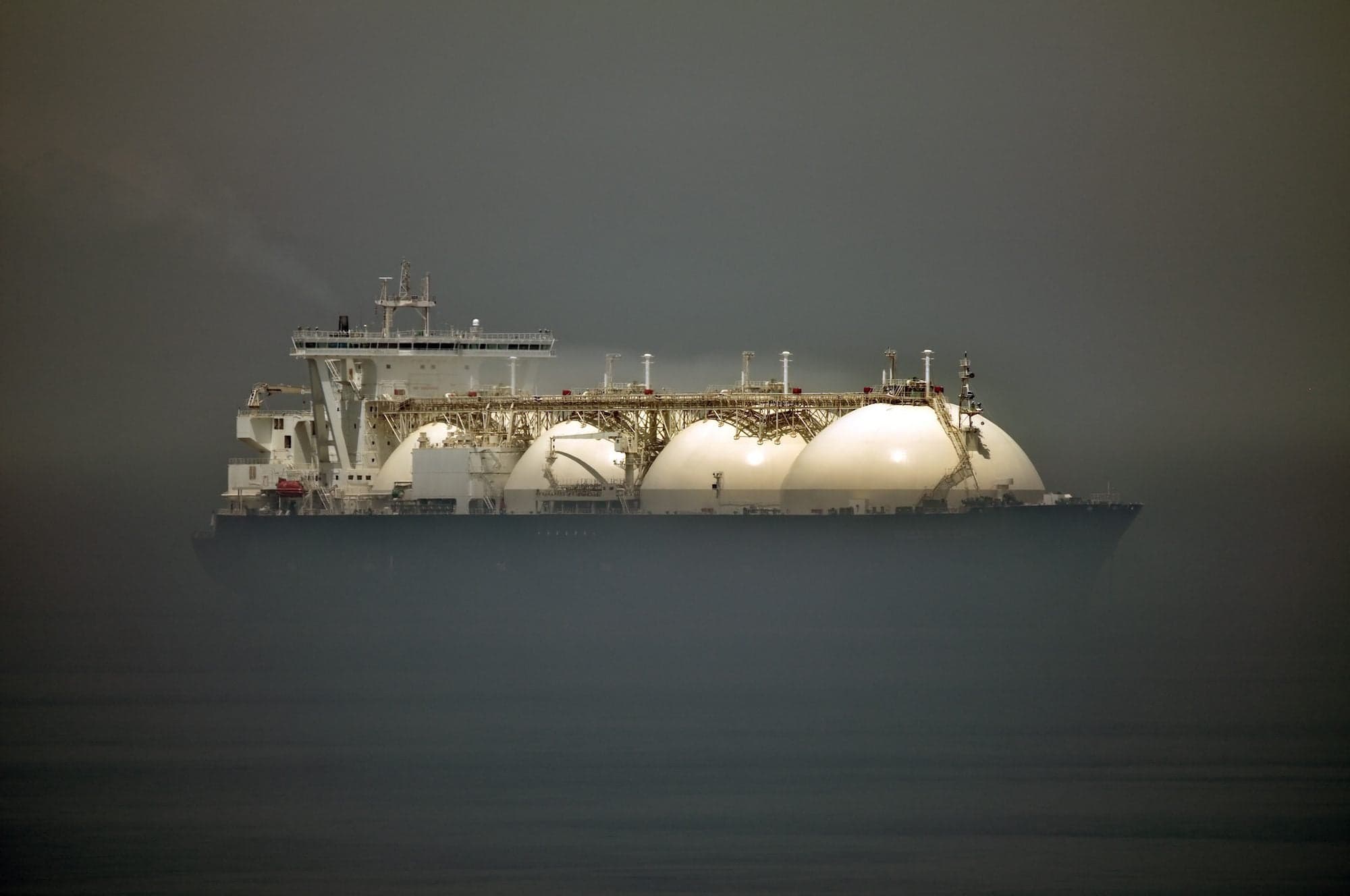 UK Sanctions Four LNG Carriers Linked to Russia's Arctic LNG 2 Project