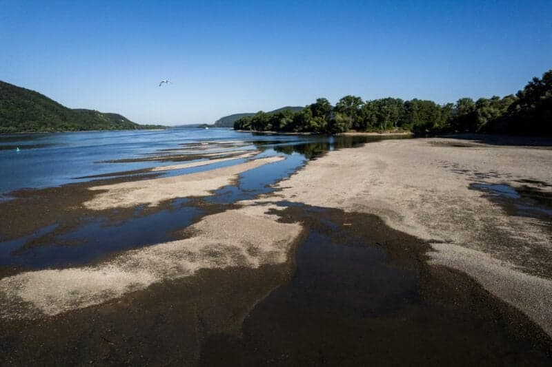 Low Danube Water Levels Impede Black Sea Grain Exports Amid Russian Strikes