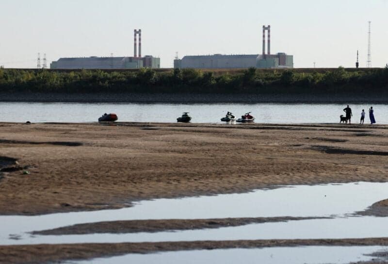 Hungary Halts Nuclear Power Plant Operations Due to Critically Low Danube River Levels