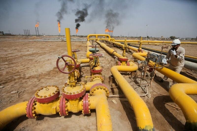 Japan Plans Investment in Pipelines to Bypass Strait of Hormuz for Oil Imports
