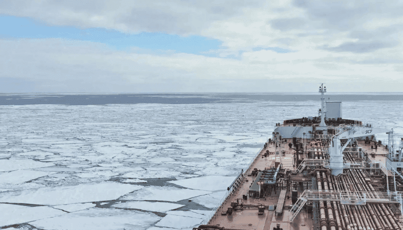 Russia Deploys Large Arctic Oil Convoy to Asia, Bypassing Traditional Routes
