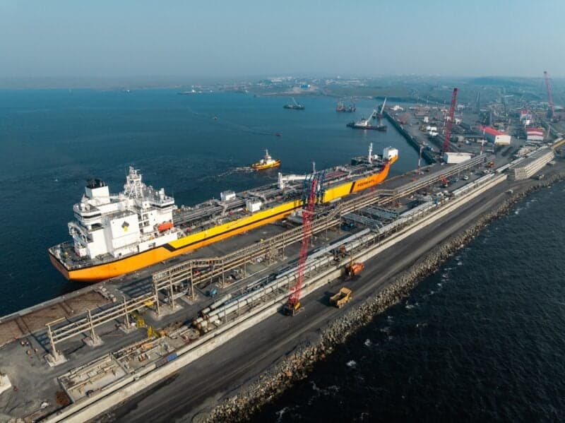 Russia Initiates Vostok Oil Exports from New Arctic Terminal, Boosting Northern Sea Route Traffic