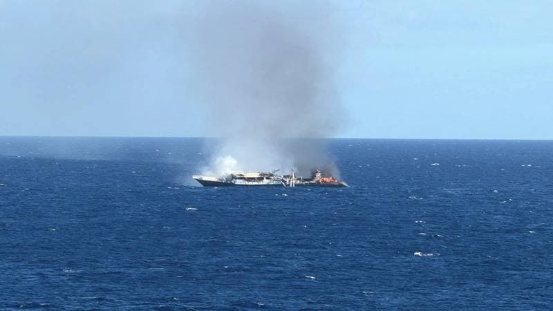 Crew Rescued After Fire on Fishing Vessel Drennec Near Galápagos Islands
