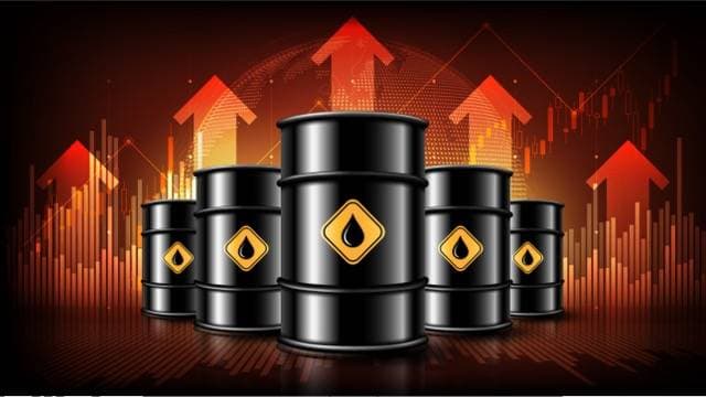Oil Prices Slightly Decline Amidst Escalating Middle East Tensions