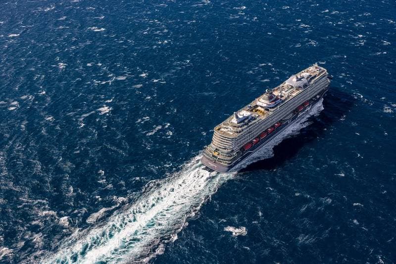 Fincantieri Delivers LNG-Powered Cruise Ship Mein Schiff Flow to TUI Cruises
