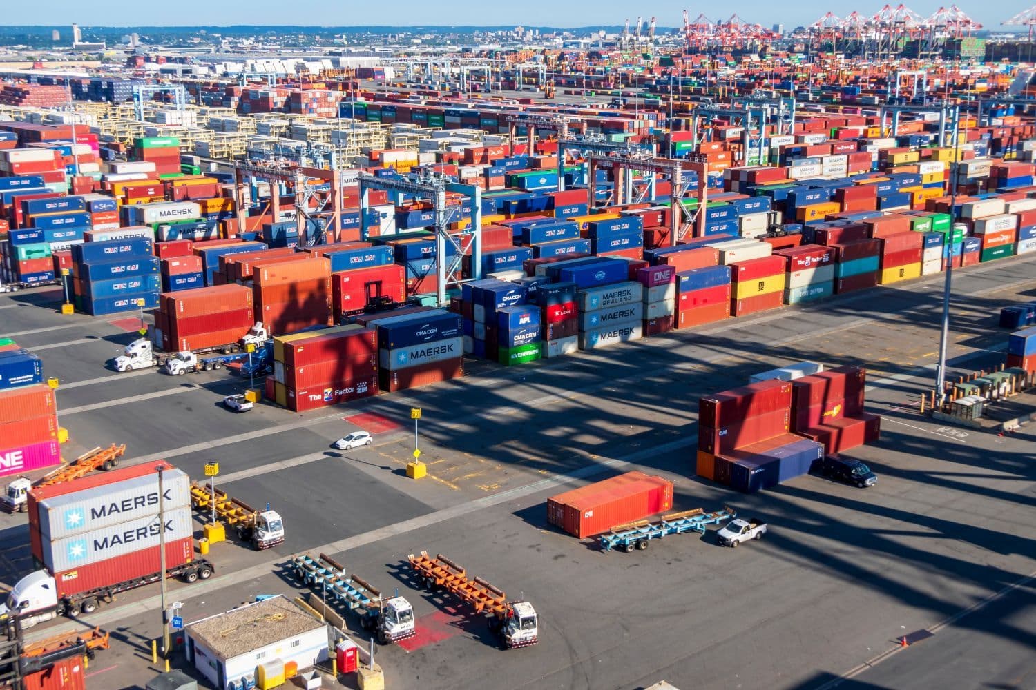 US Retailers Anticipate Early and Brief Peak Shipping Season