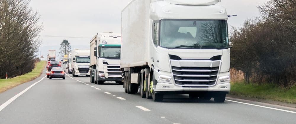 UK Logistics Decarbonization Hindered by High Costs and Infrastructure Gaps