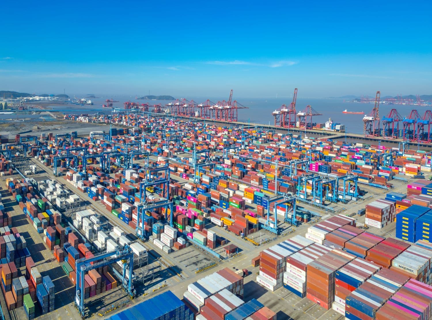 Typhoon Saudel Causes New Disruptions at Key Chinese Ports, Affecting Shippers