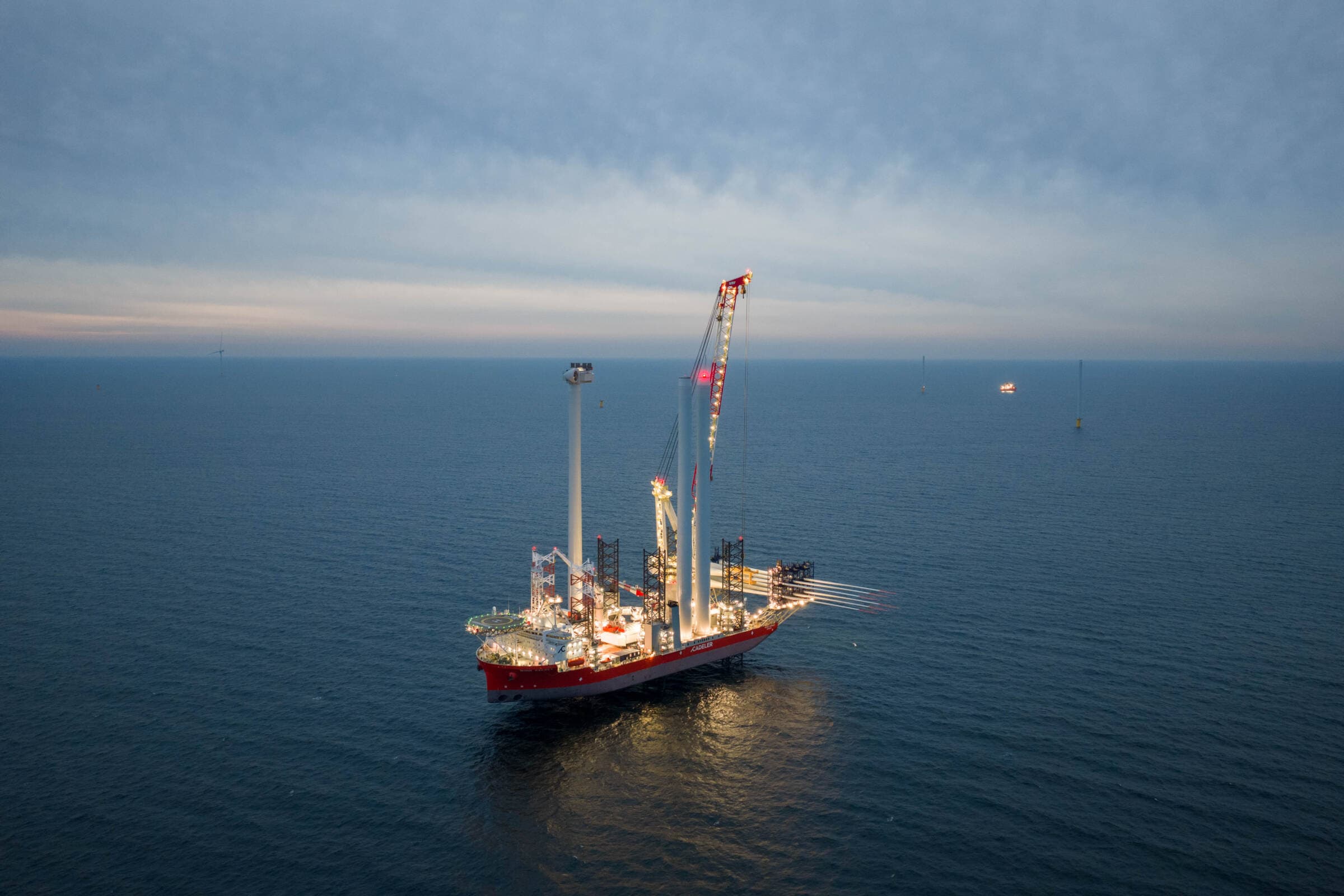 Wind Turbine Installation Vessel Collides with Gantry Crane at Port of Tyne