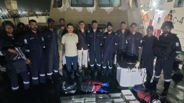 Cocaine Smuggling Attempt at Mundra Port Leads to Arrests and Fatality