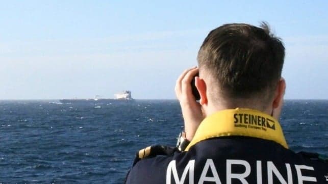 France Detains Russian Tanker, Arrests Captain Amid Sanctions Investigation
