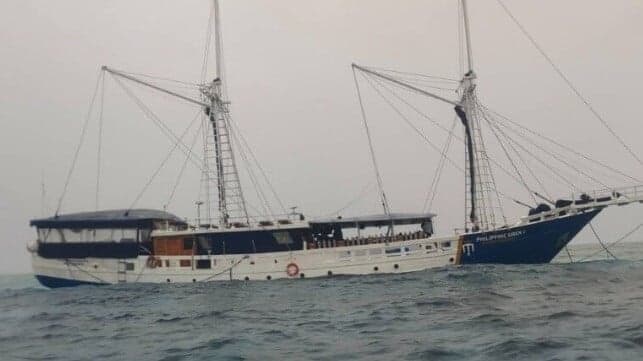 Passenger Vessel Runs Aground Off Palawan Coast in Philippines