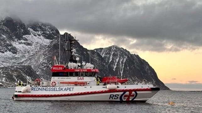 Norwegian Diver Honored with IMO Bravery Award for Rescue Effort
