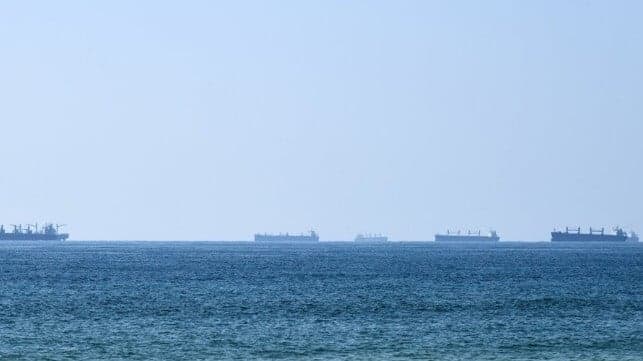 IMO and Oman Implement Phased Evacuation Protocol for Strait of Hormuz Transits