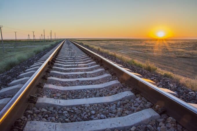 US Intermodal Rail Congestion Risk Rises Amid Surging Trucking Costs