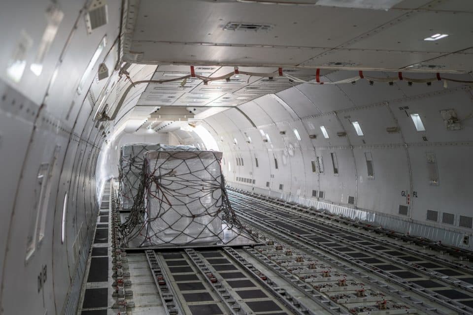 FTAI Aviation and AEI Partner for Scaled Boeing 737-800 Freighter Conversions