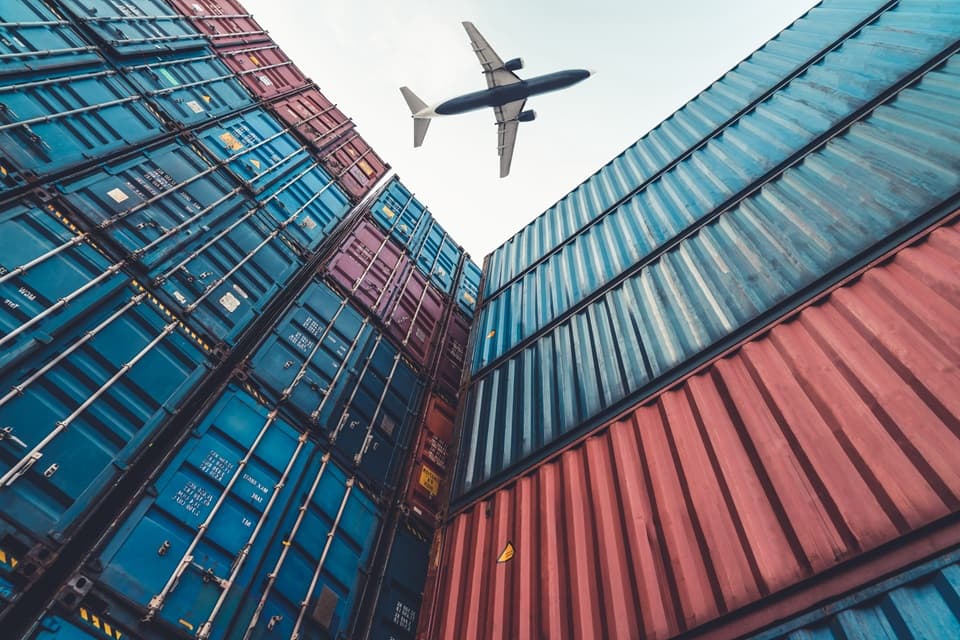 Asia Airfreight Capacity Tightens Amid High Jet Fuel Costs and Tech Demand