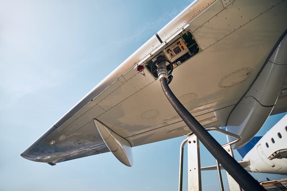 US Cargo Airlines Urge Jet Fuel Tax Suspension Amid Rising Costs
