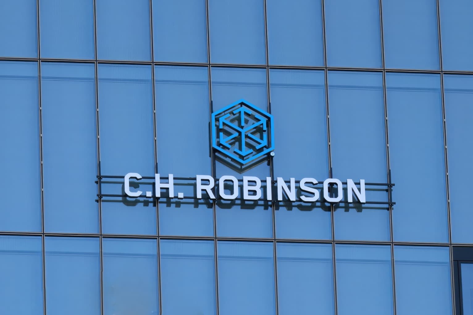 Airfreight Utilization Remains High Despite Increased Capacity, Says C.H. Robinson